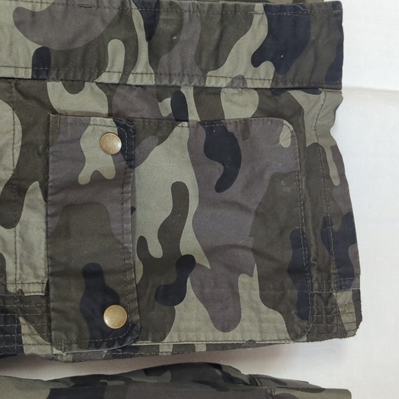 Love Tree Camo Utility Jacket Adjustable Waist Full Zip Size Medium - Picture 3 of 7